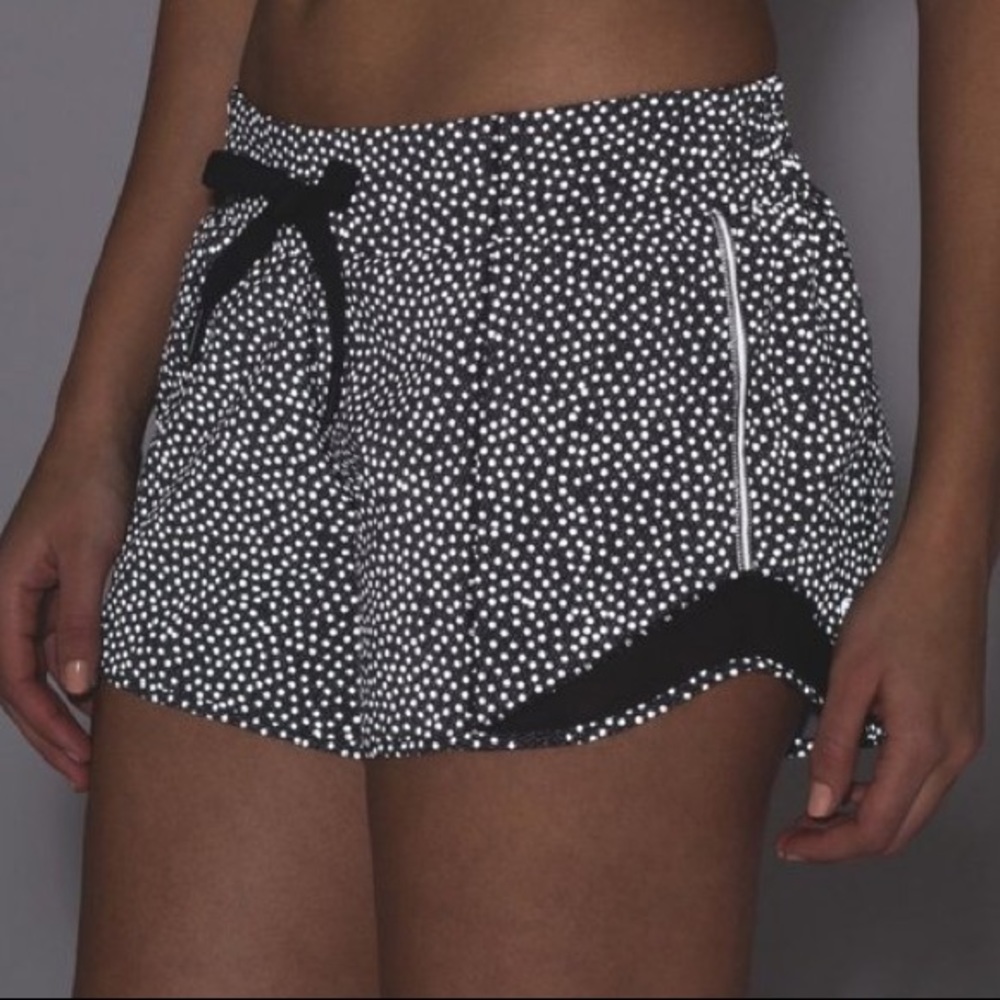 Reflective Lululemon Hotty Hot Shorts Frozen Fizz